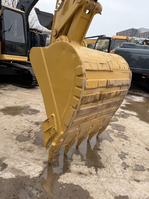 2024 Caterpillar 320BL Crawler Excavator