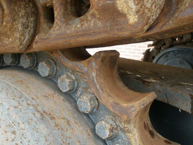 2004 Komatsu PC600LC-7K Crawler Excavator