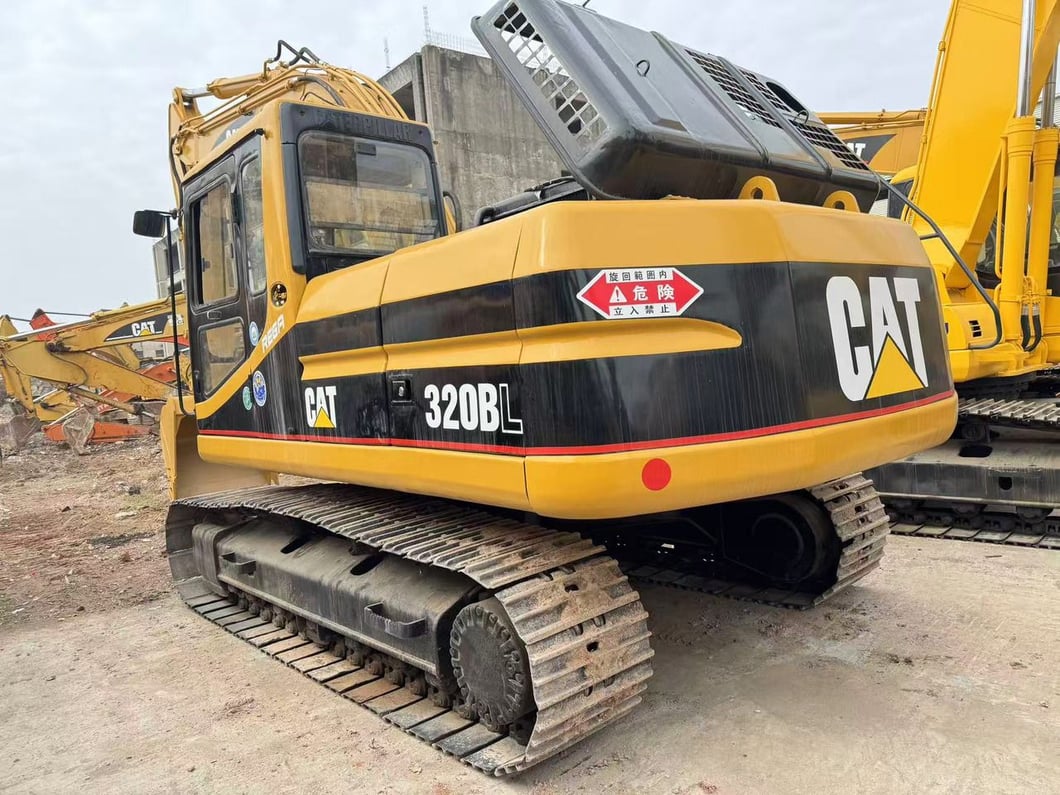 2015 Caterpillar 320B Crawler Excavator