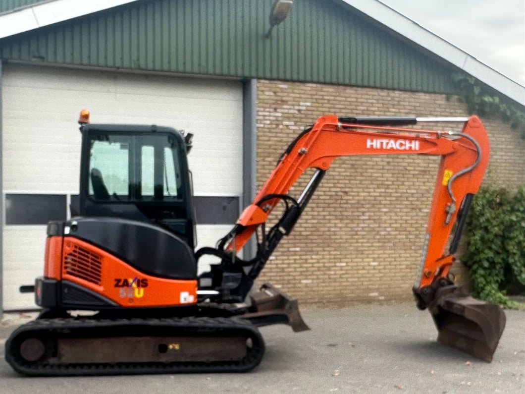 2011 Hitachi ZX52U-3 CLR Mini Excavator