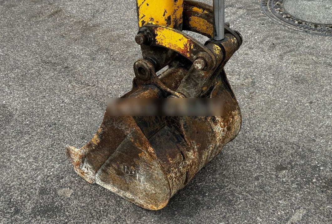 2001 Caterpillar 302.5 Mini Excavator