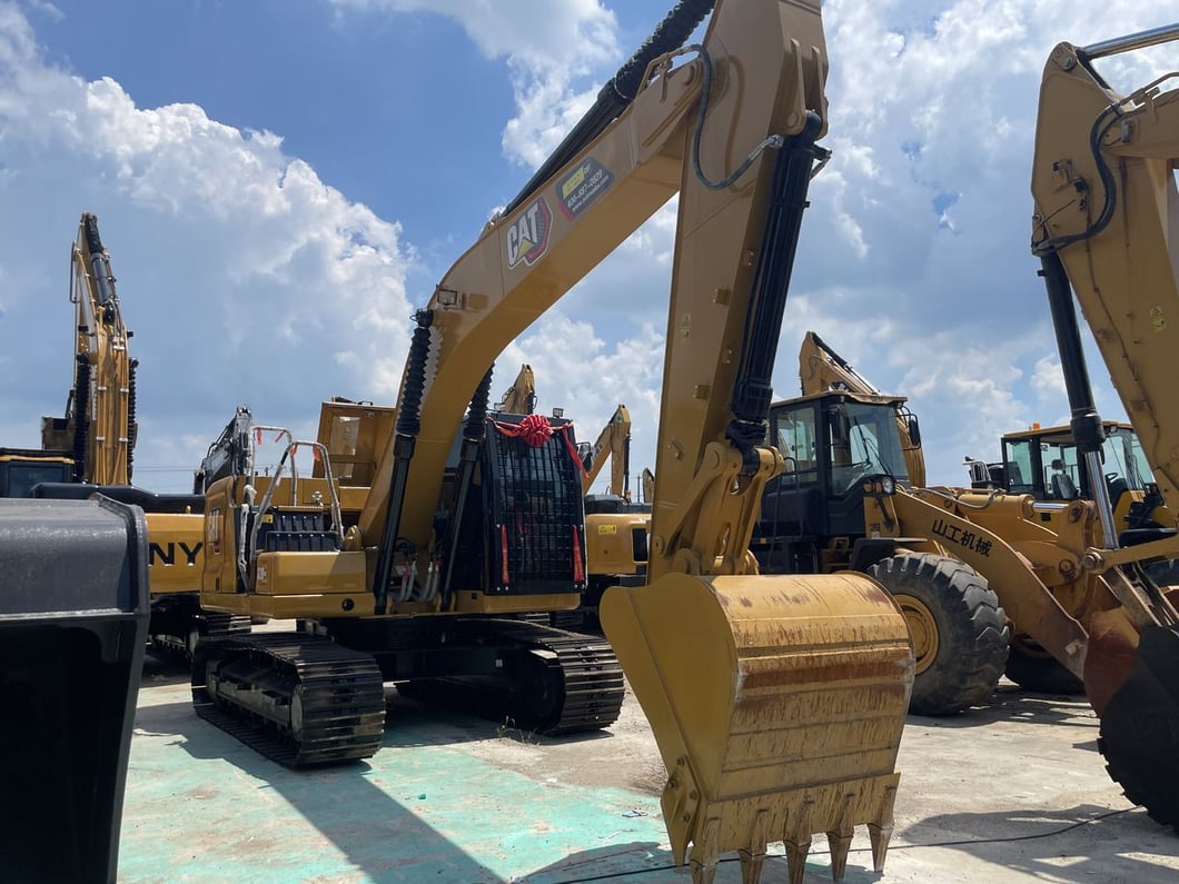 2023 Caterpillar 320GC Crawler Excavator
