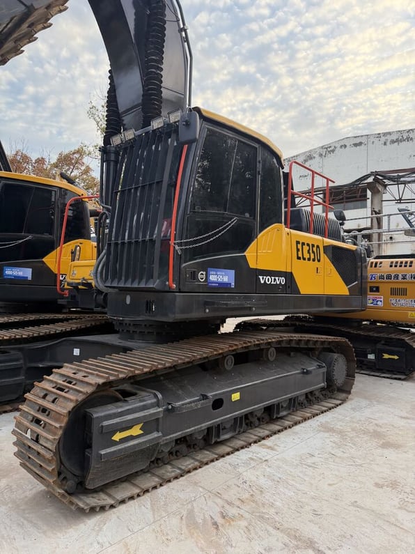2026 Volvo EC350D Crawler Excavator