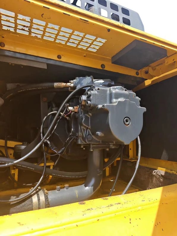 2020 Komatsu PC400-8 Crawler Excavator