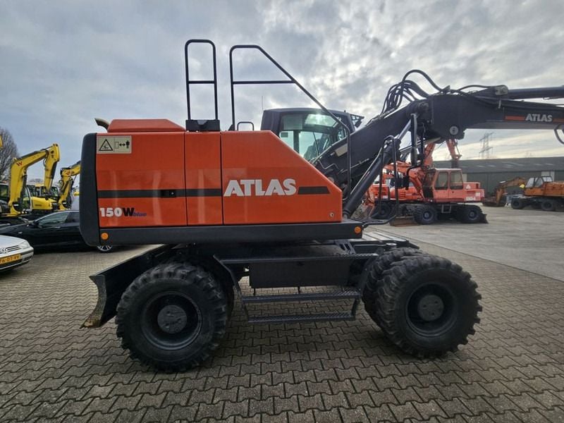 2022 Atlas 150W Wheel Excavator