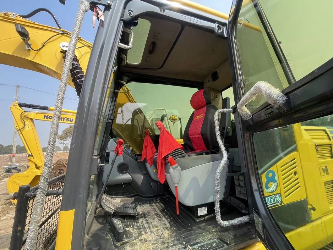 2022 Komatsu PC120-8 Crawler Excavator