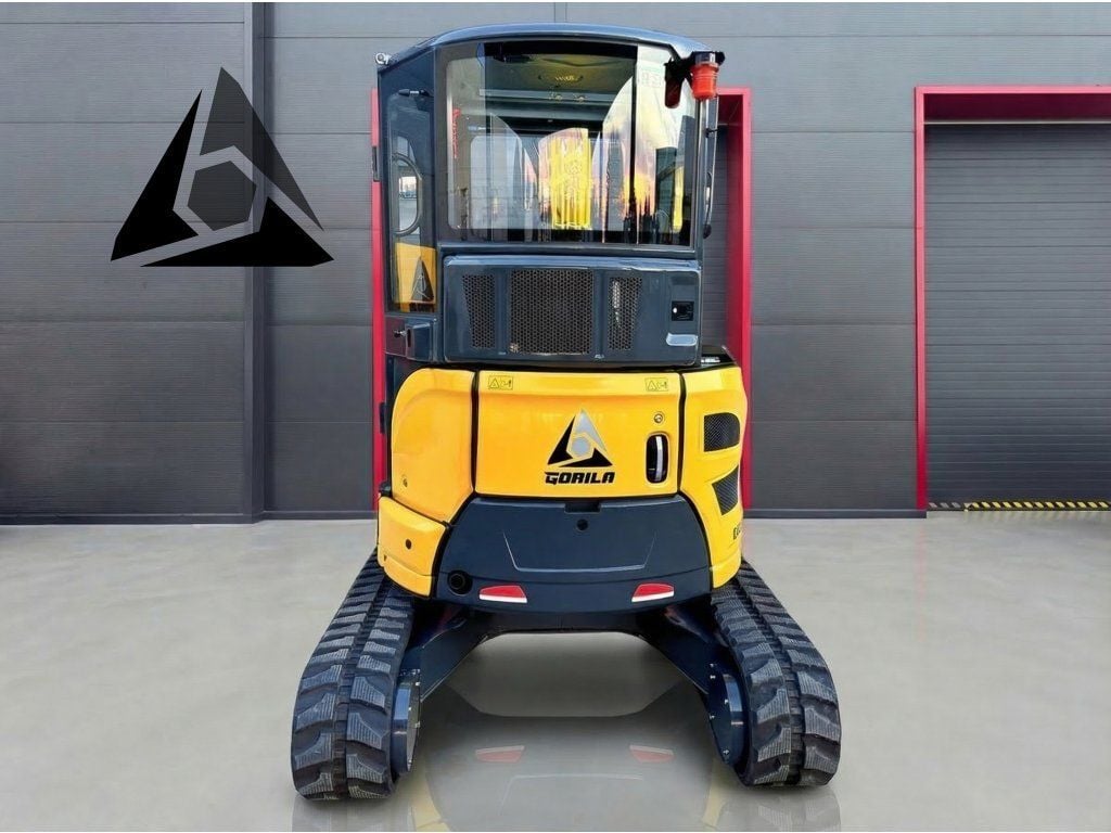 Gorila G40S I PRO CAB Mini Excavator