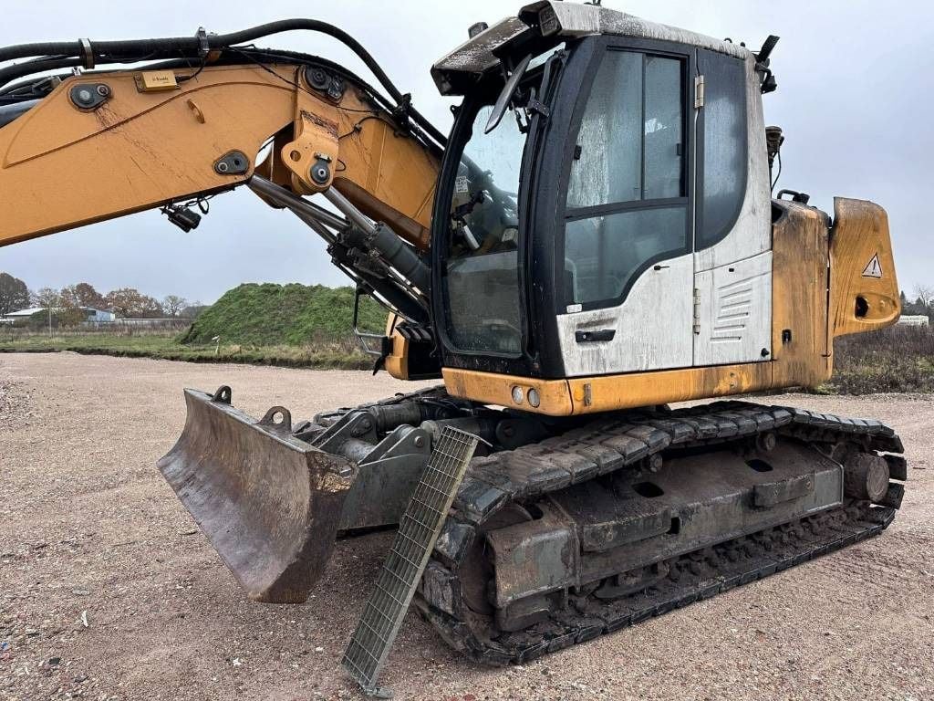 2016 Liebherr R914COMPACT Crawler Excavator