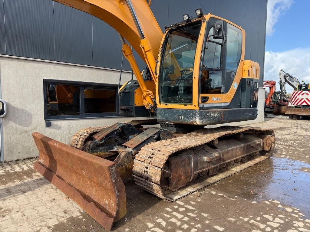 2014 Hyundai R235LCR-9A Crawler Excavator