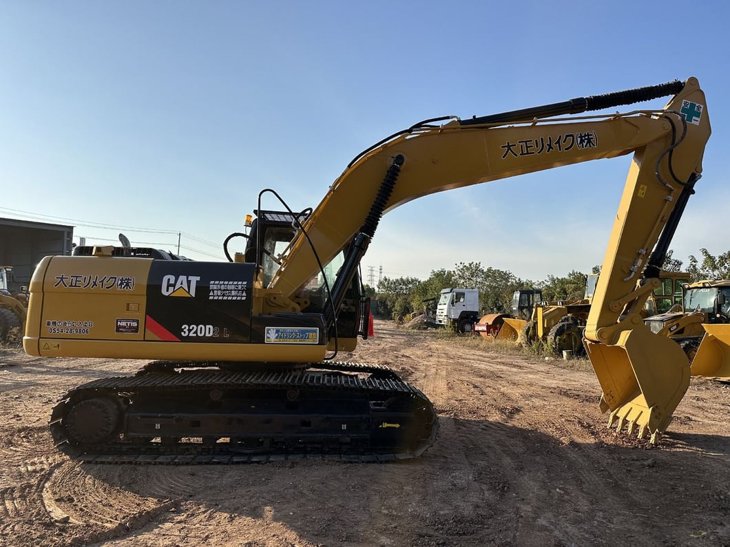 2020 Caterpillar 320DL Crawler Excavator