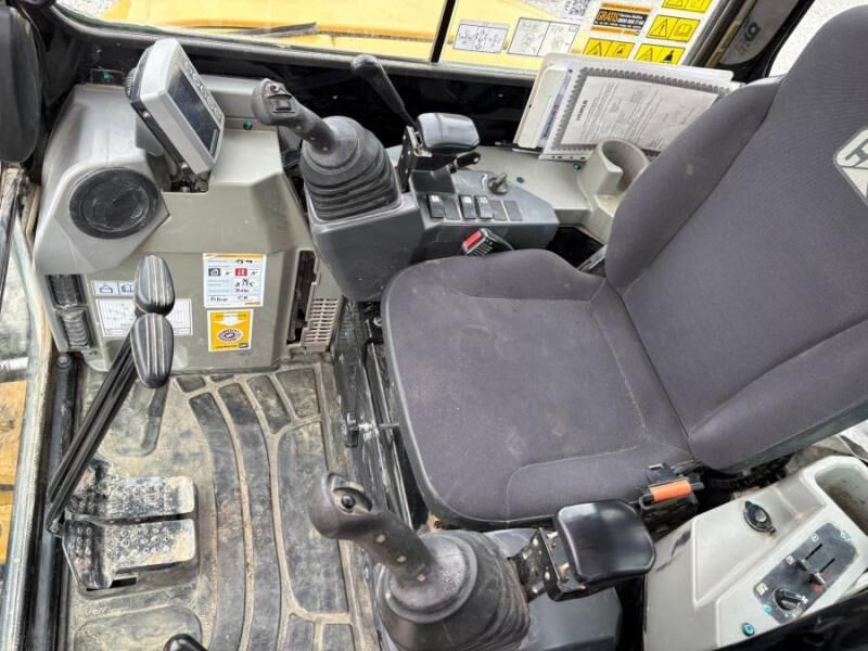 2021 Caterpillar 303.5E Mini Excavator
