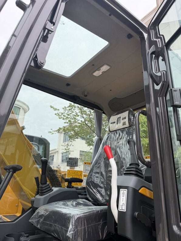 2026 XCMG XE75GA Mini Excavator