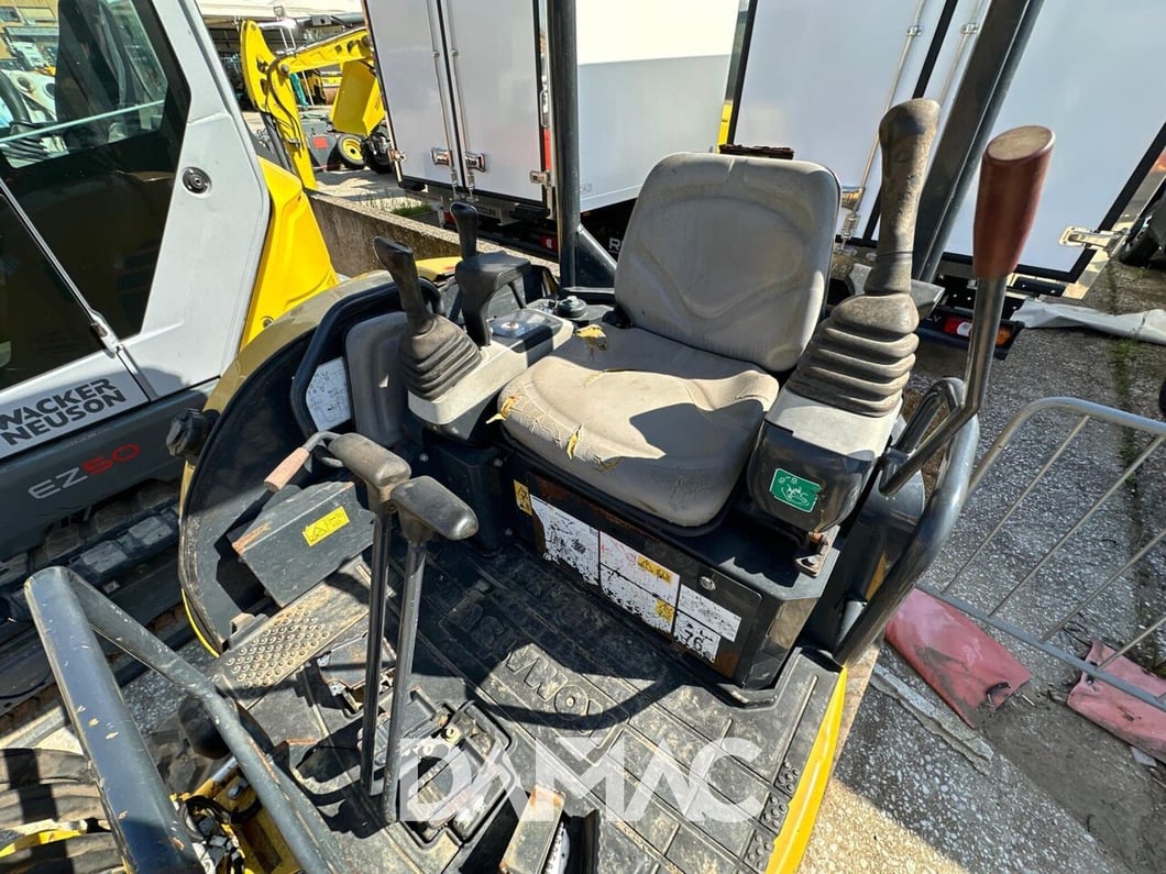 2019 Komatsu PC26MR-3 Mini Excavator