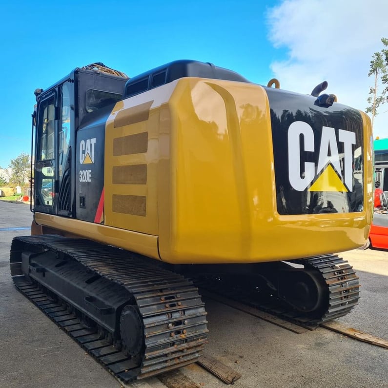 2016 Caterpillar 320E Crawler Excavator