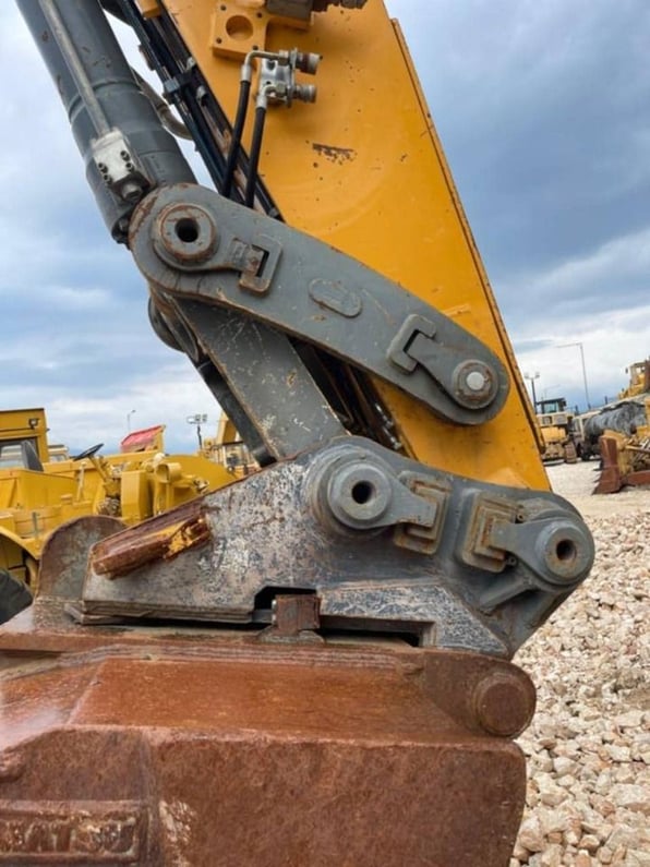 2014 Liebherr R946LC Crawler Excavator