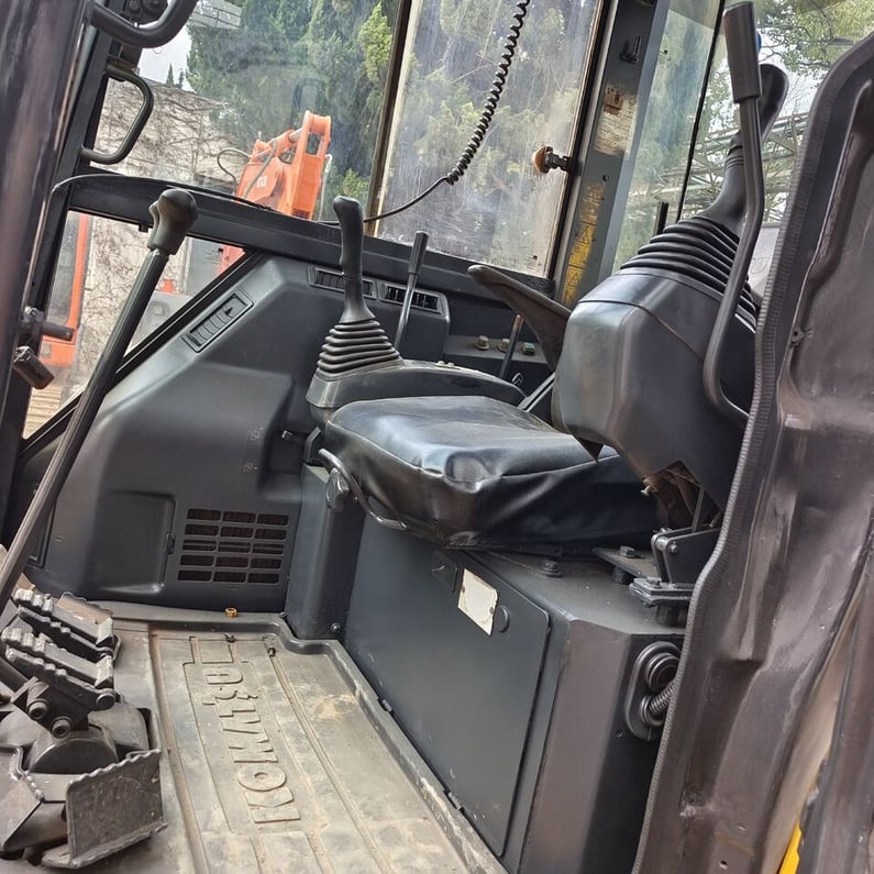 2024 Komatsu PC30 Crawler Excavator
