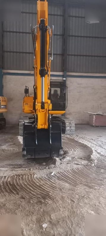 2026 JCB JS210LC Crawler Excavator