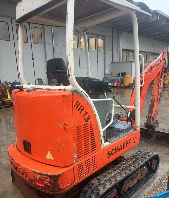 2001 Schaeff HR13 Mini Excavator