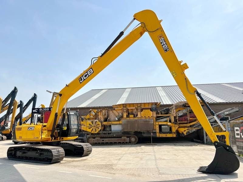 2025 JCB 245 HDLR