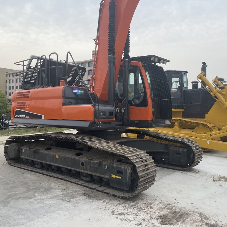 2021 Doosan DX300 Crawler Excavator