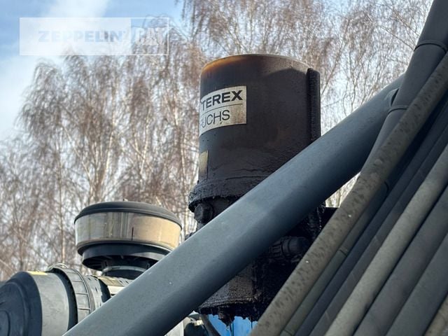 2007 Fuchs MHL320 Material Handler