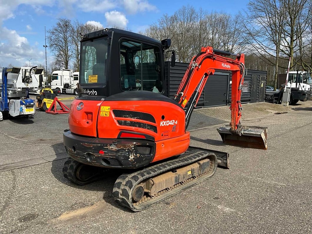 2018 Kubota KX042-4 Mini Excavator