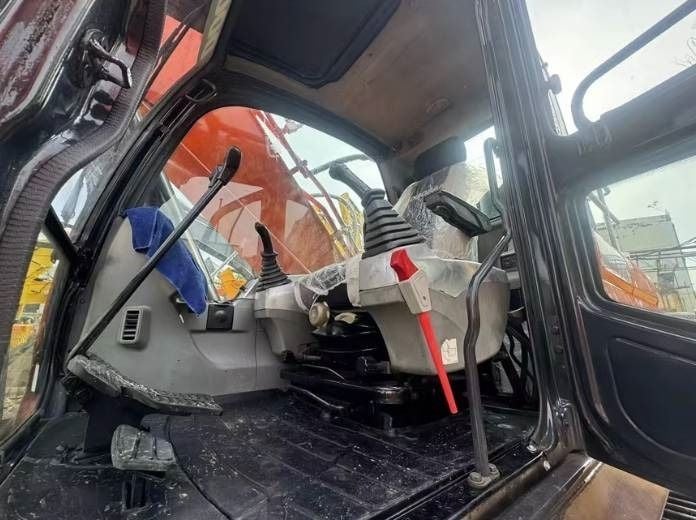 2024 Doosan DX300LC-9C Crawler Excavator
