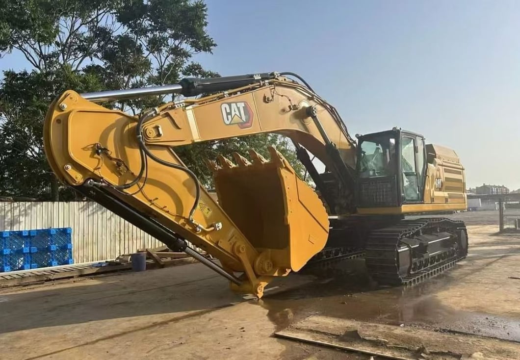 2022 Caterpillar 349 Crawler Excavator
