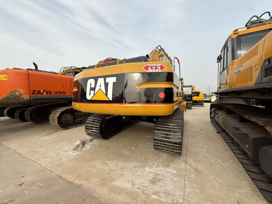 2013 Caterpillar 320B Crawler Excavator