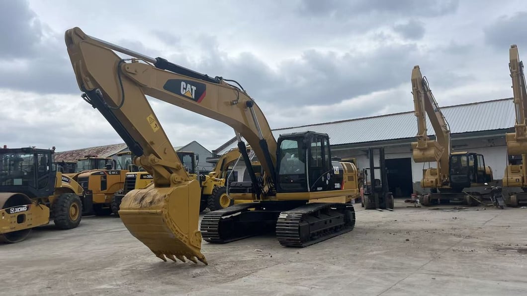 Caterpillar 330D2L Crawler Excavator