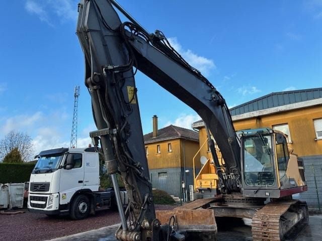 2015 Volvo EC250ENL Crawler Excavator