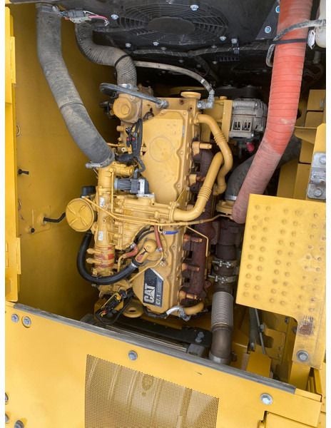 2018 Caterpillar 323 Crawler Excavator
