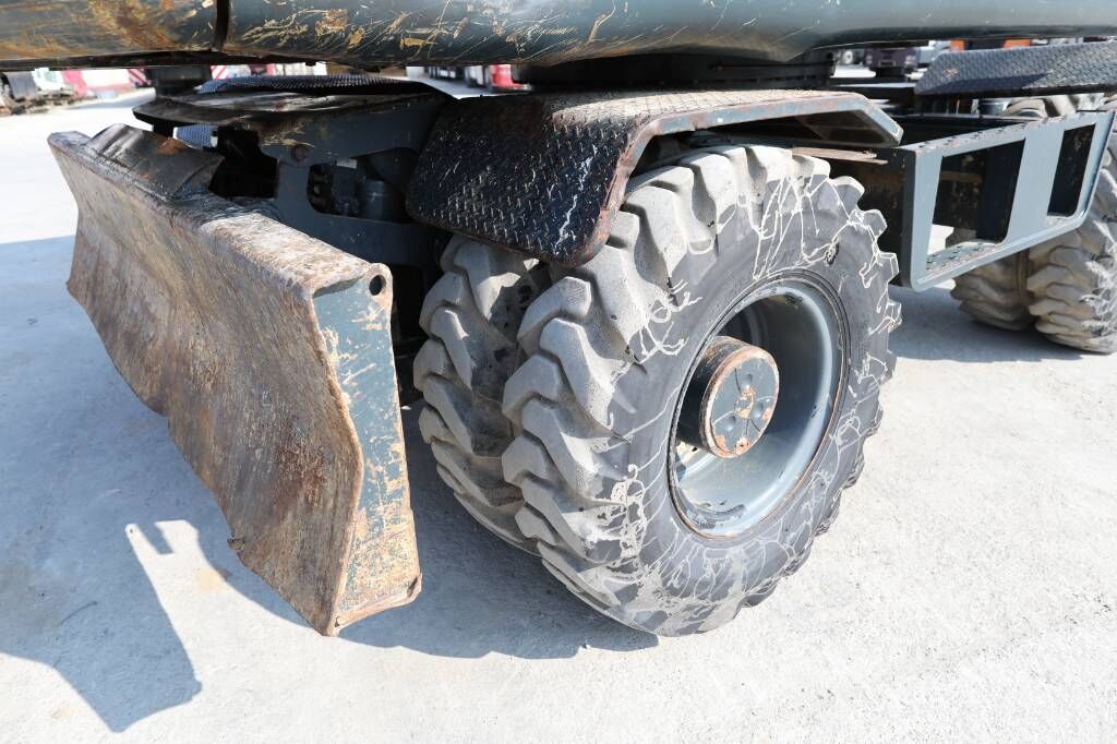 2015 Hyundai R140W-9A Wheel Excavator