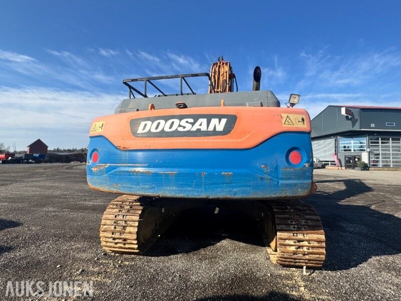 2010 Doosan DX300LC Crawler Excavator