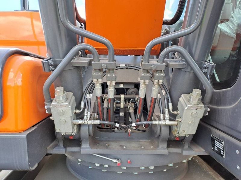 2025 Doosan DX225LC-7 Crawler Excavator