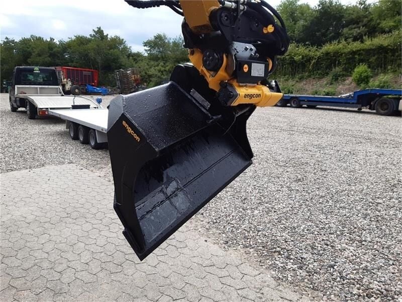 XCMG XE27E Mini Excavator