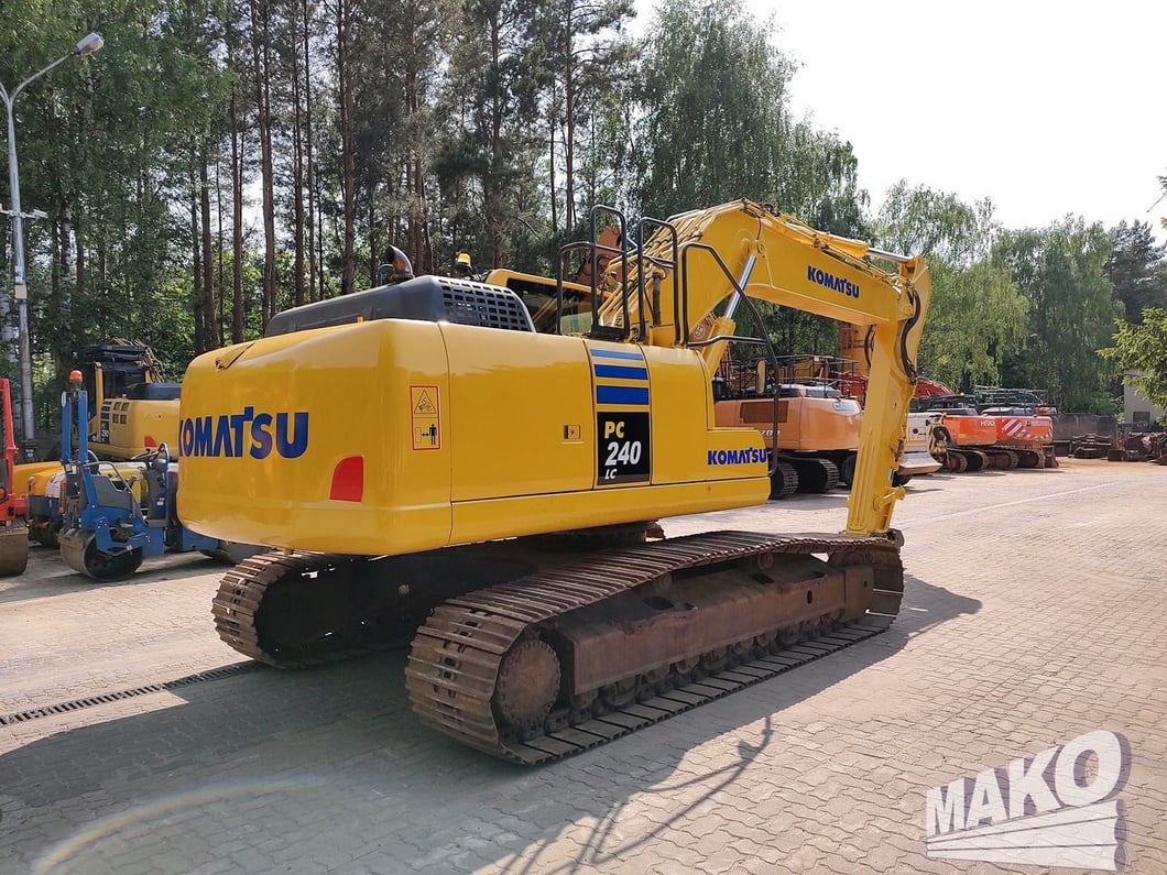 2012 Komatsu PC240LC-10 Crawler Excavator