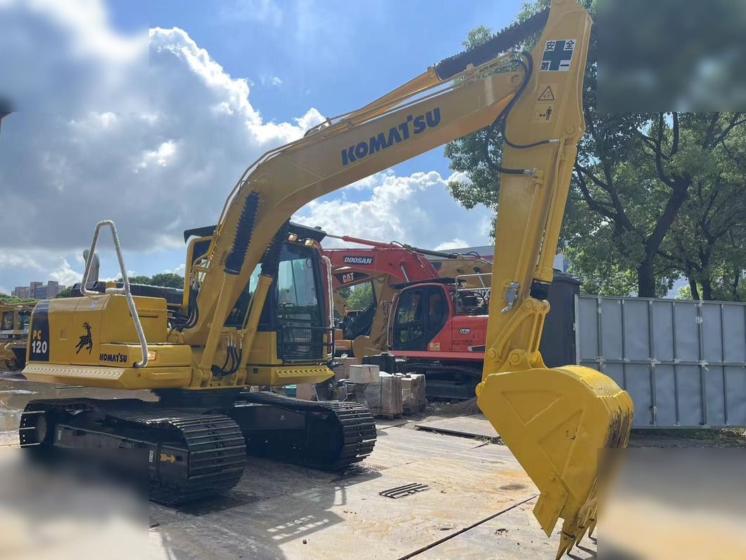 2020 Komatsu PC120-8 Crawler Excavator