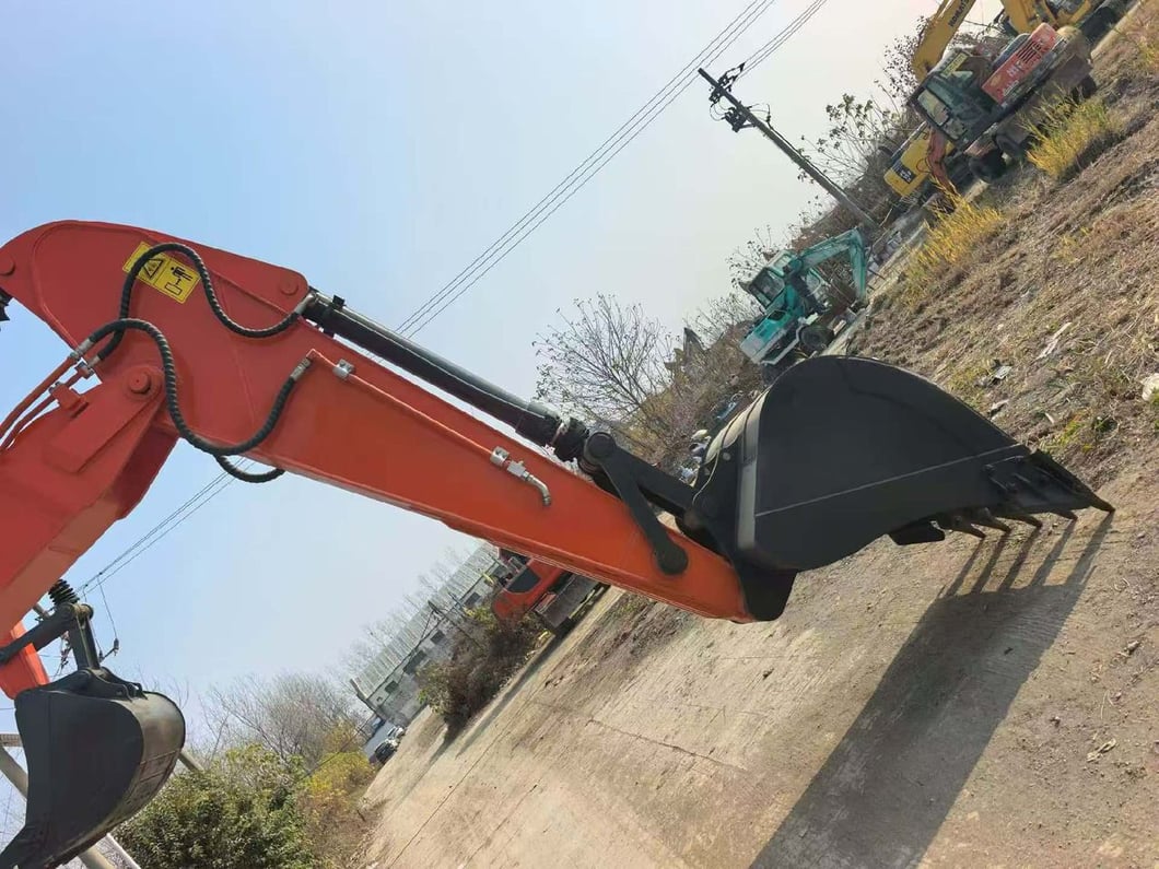 2024 Doosan DX225 Crawler Excavator