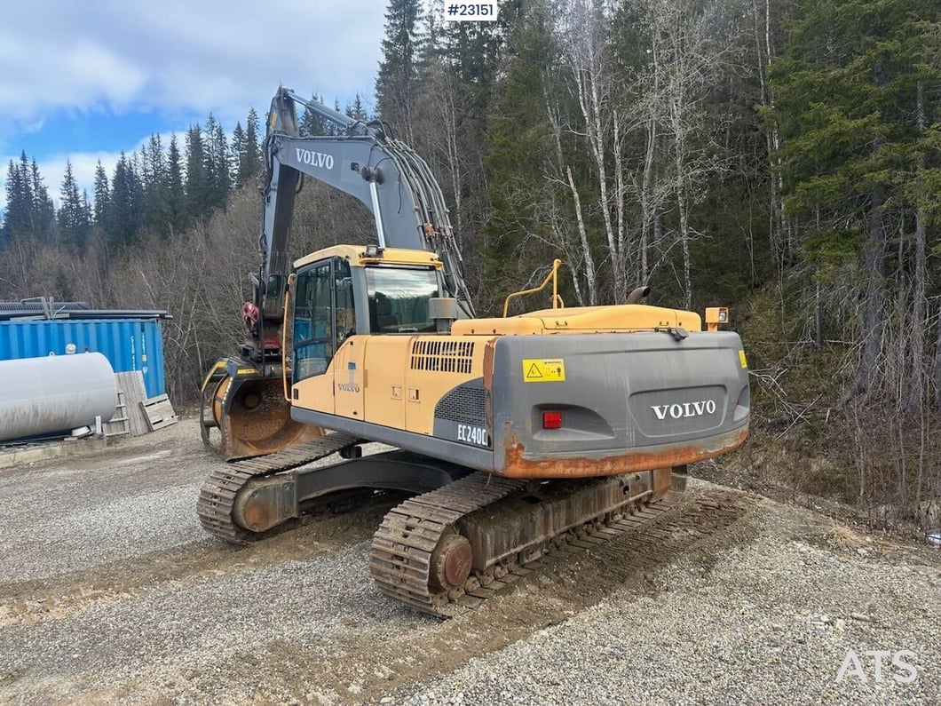 2008 Volvo EC240CL Crawler Excavator