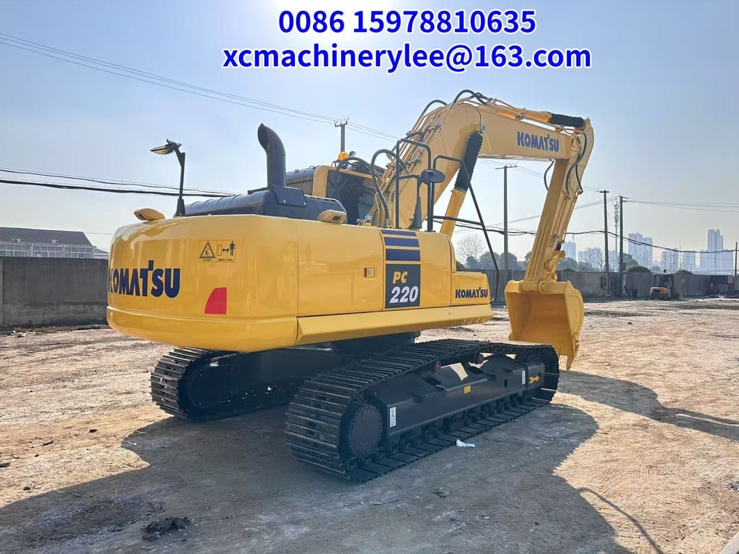 2024 Komatsu PC220 Crawler Excavator
