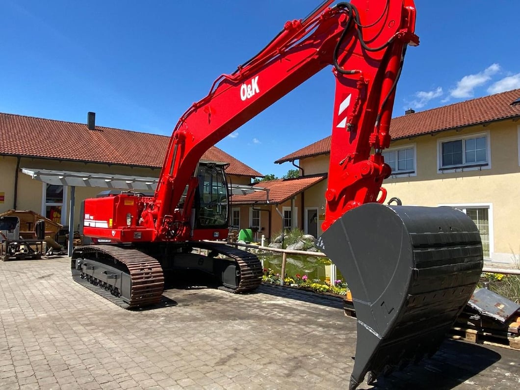 1999 O&K RH8 Crawler Excavator