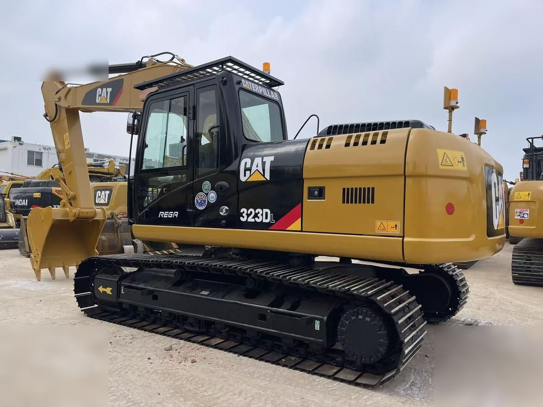 2023 Caterpillar 323DL Crawler Excavator