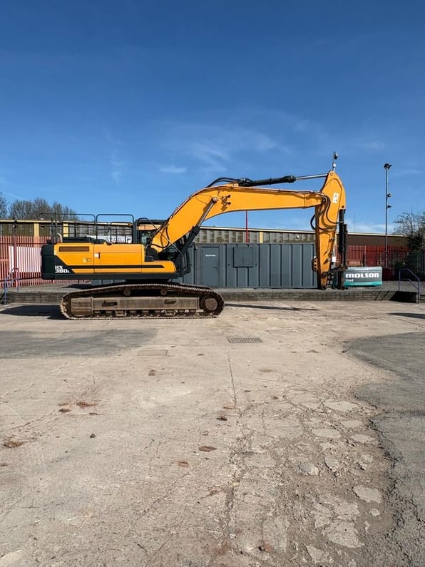 2019 Hyundai HX380 Crawler Excavator