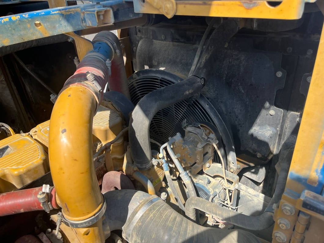 2019 Caterpillar 390F Crawler Excavator