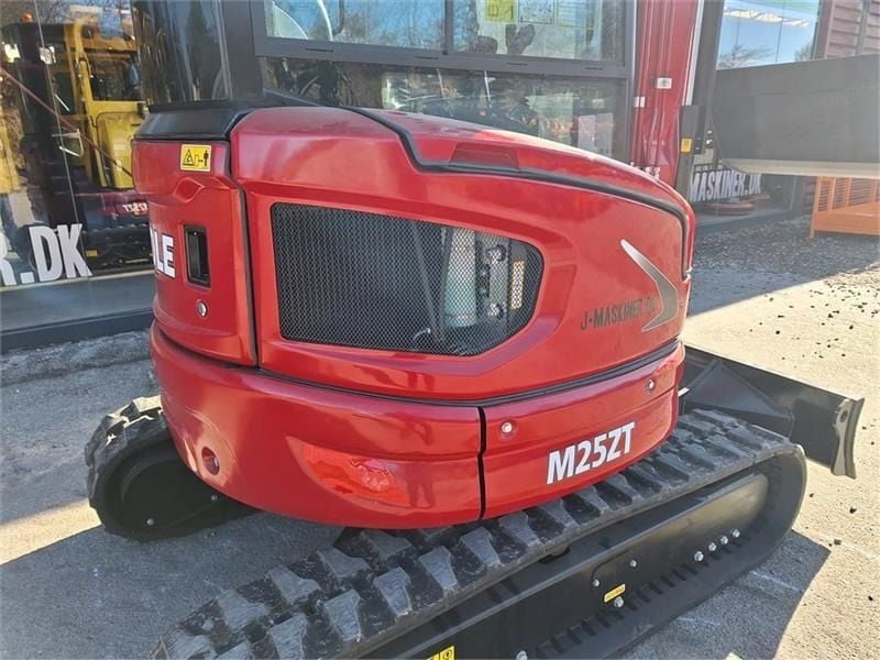Mole M25 Mini Excavator