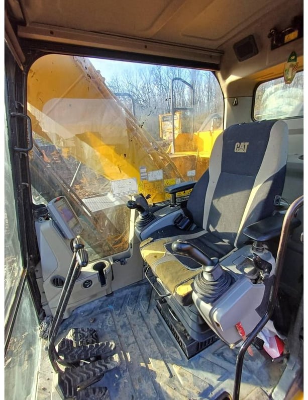 2012 Caterpillar 320EL Crawler Excavator