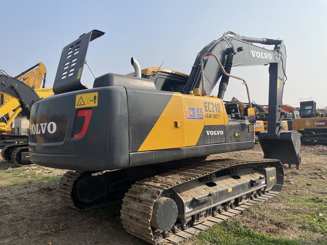 2023 Volvo EC210 Crawler Excavator