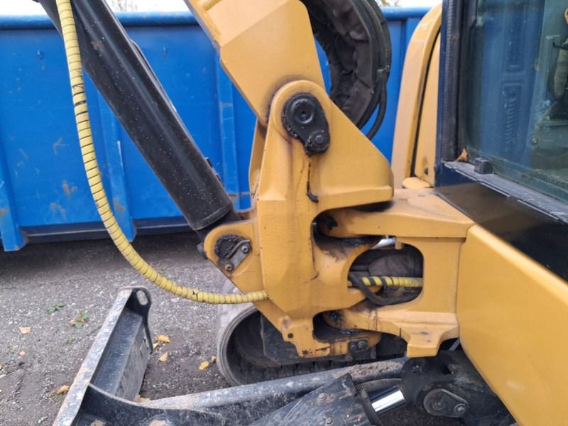 2020 Caterpillar 305E2 Mini Excavator