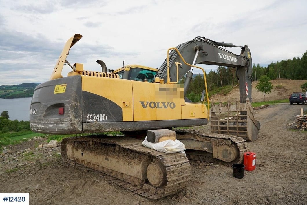 2008 Volvo EC240CL Crawler Excavator